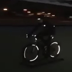 The Beam Autocollant Réfléchissant FLASH Haute Visibilité Pour Roue De Vélo -Sonnettes et klaxons pour vélo Soldes autocollant reflechissant flash haute visibilite pour roue de velo 2