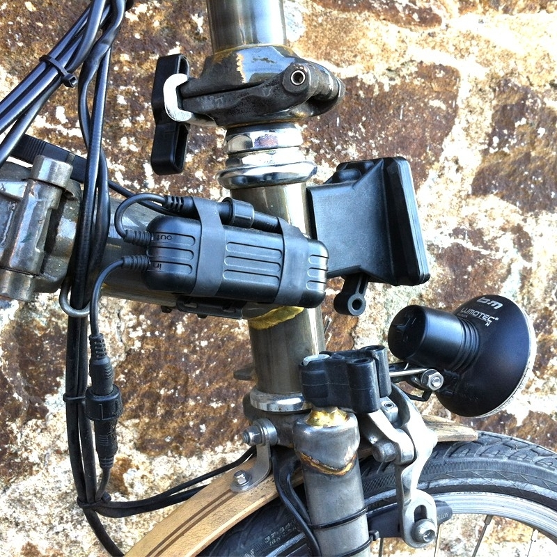 BUSCH & MULLER Chargeur Universel USB-Werk Sur Dynamo Batterie Tampon Intégrée 2 BUSCH & MULLER Chargeur Universel USB-Werk Sur Dynamo Batterie Tampon Intégrée – Image 2