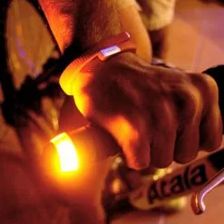 Clignotants De Vélo WINGLIGHTS POP -Sonnettes et klaxons pour vélo Soldes clignotants velo winglights pop 4