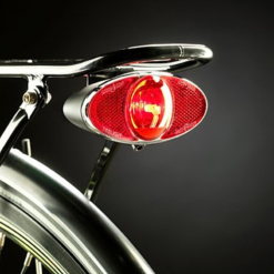 Feu Avant Et Arrière Clignotant Sans Pile Reelight RL700 -Sonnettes et klaxons pour vélo Soldes feu avant et arriere clignotant sans pile reelight rl700 2