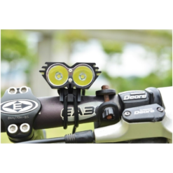 Funecobikes Phare De Vélo Avant 6000 Lumens Sur Guidon 9 Funecobikes Phare De Vélo Avant 6000 Lumens Sur Guidon -Sonnettes et klaxons pour vélo Soldes phare de velo avant 6000 lumens sur guidon 3